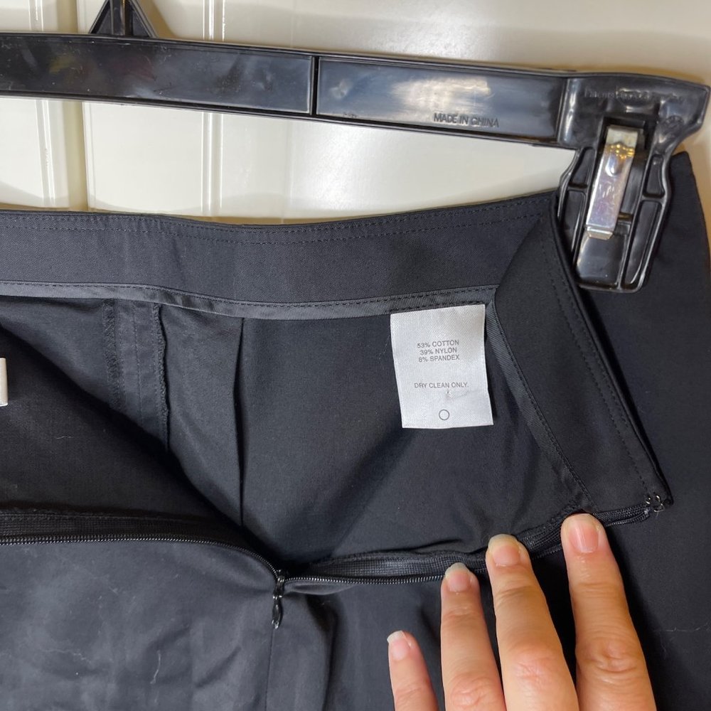 Halogen Business Casual Skirt Size 2 Black Microfiber Midi - Picture 10 of 12